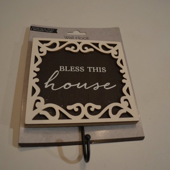 Hanging Sign with a Hook 'Bless This House' - Picture 5 of 5